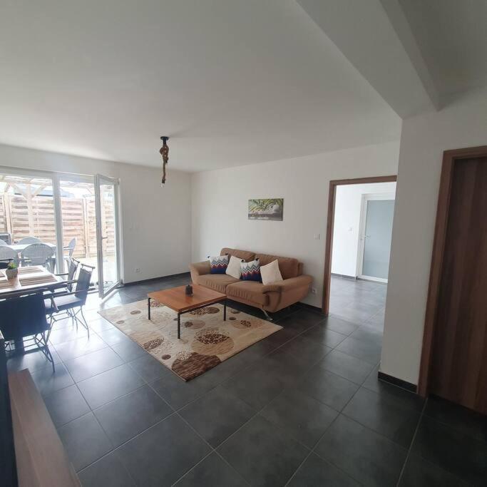 Bel Appartement Rez De Jardin Horbourg Eksteriør bilde